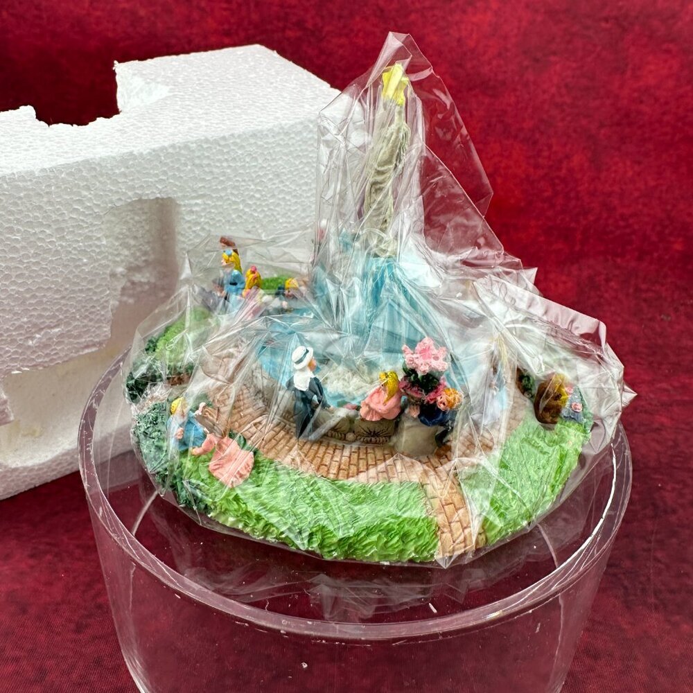 VINTAGE LIBERTY FALLS AMERICANA COLLECTION AH245 "STARLIGHT FOUNTAIN" 2001 - Picture 2 of 11